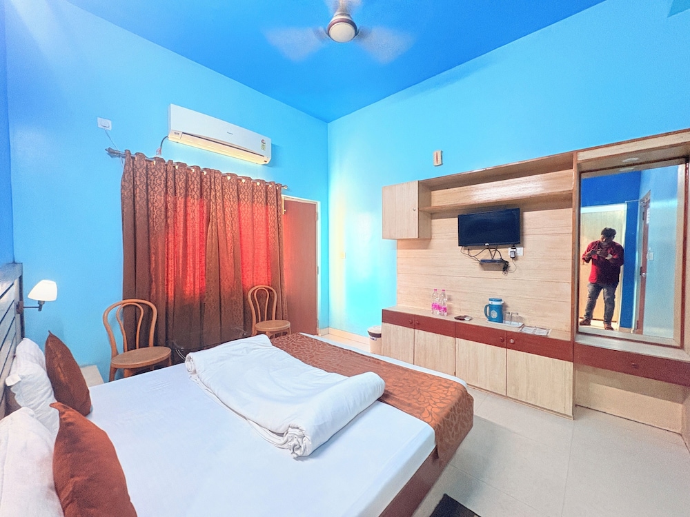 Swarna Villa puri Near Sea Beach