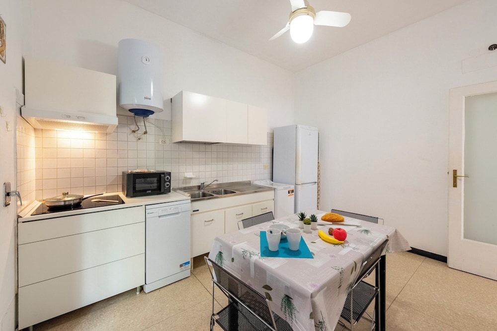 House Rondinella Genova City Center
