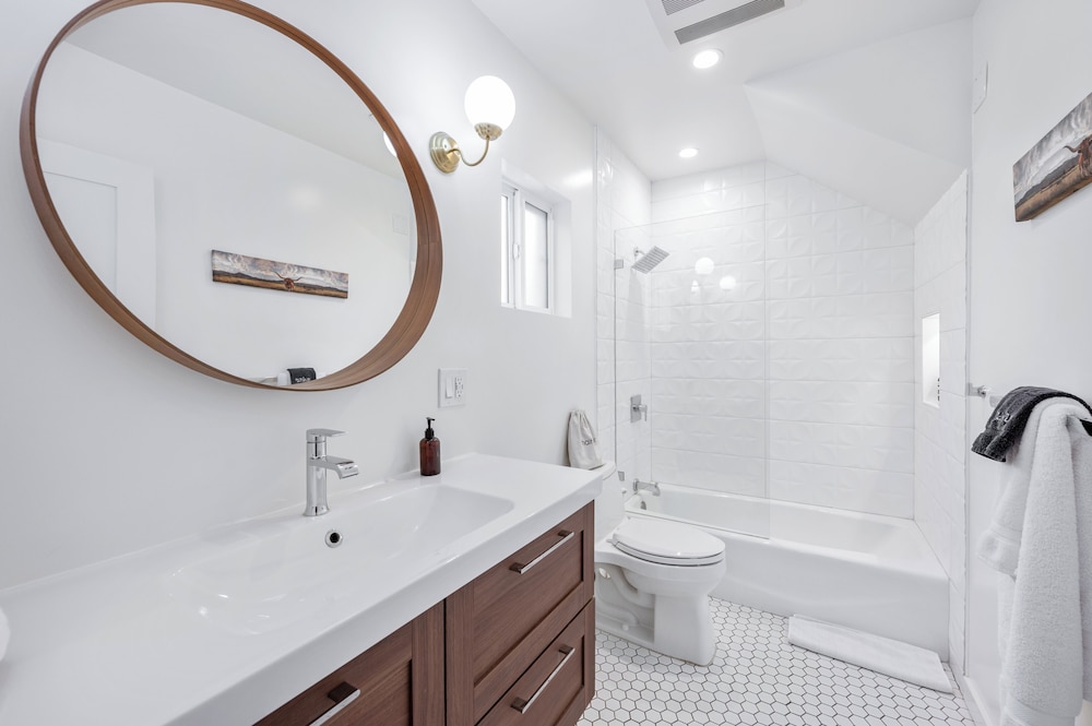 The Gower Street Bungalows by AvantStay