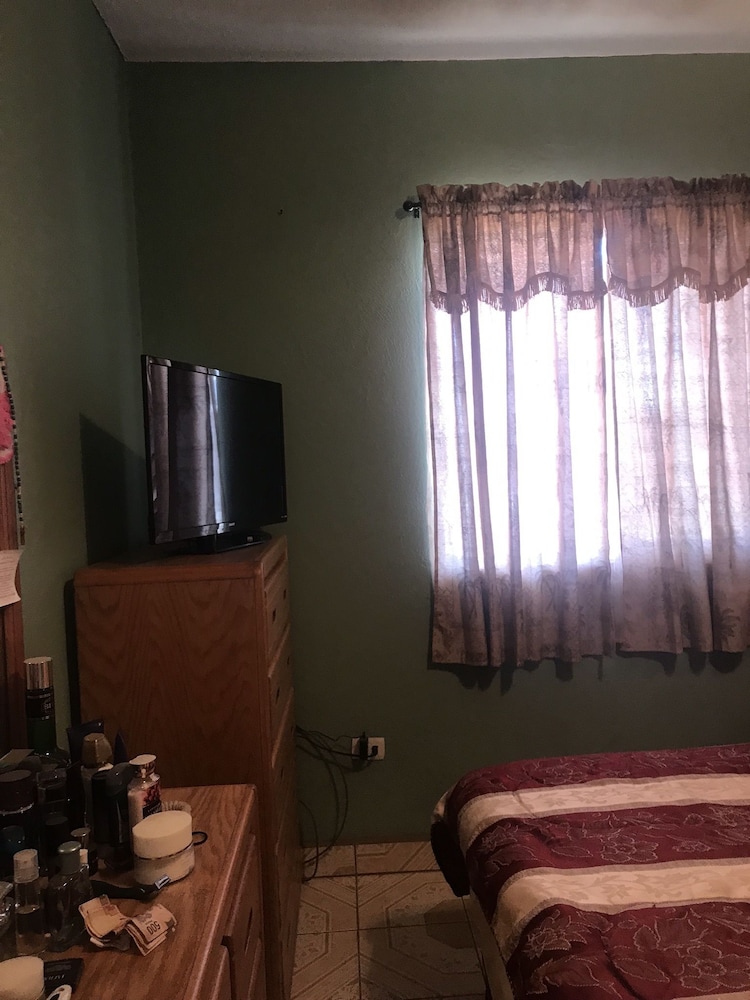 Ensenada Vacations - Monica's Private Vacation Home - Property Image 21