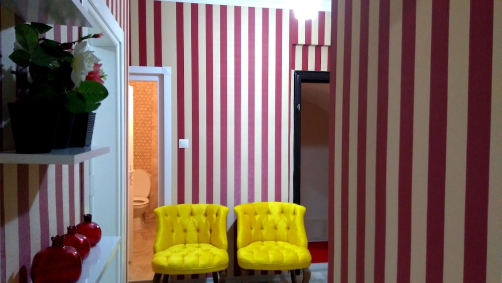 Talya Apartments