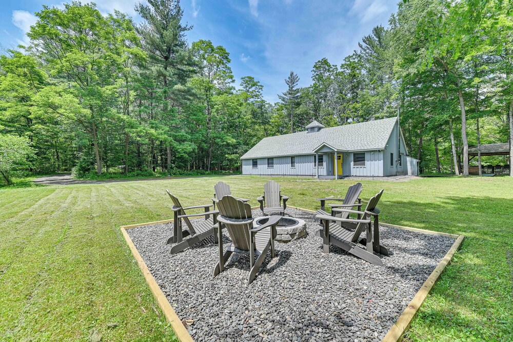Fish, Swim, Kayak: Home w/ Catskill Creek Views!