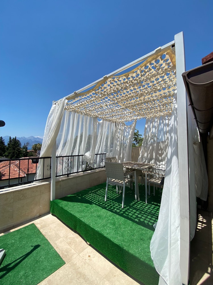 Castle Eski Şehir - Image 79