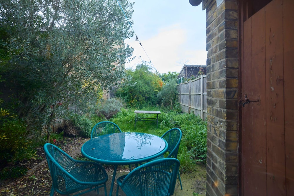 The Nunhead Place - Inviting 2bdr House With Garden