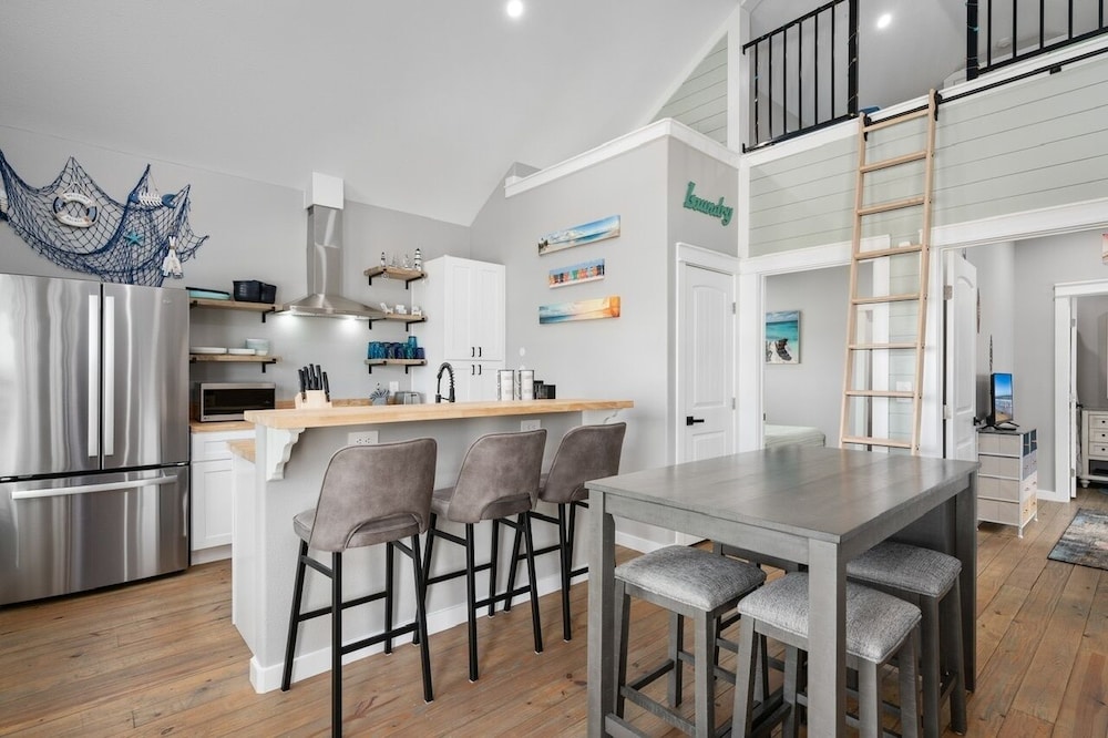 2nd Life 2 Bedroom Home