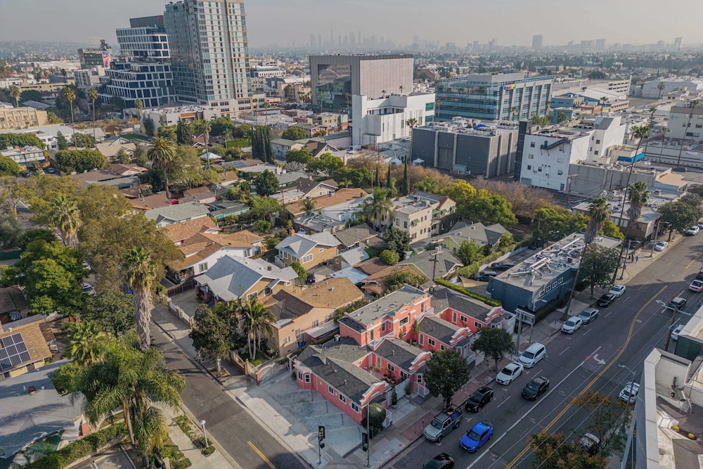 2 Units in Prime Hollywood Location Chic Renovated 1bdrs w/ Patio Avantstay