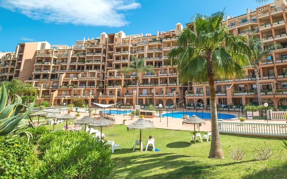 Jardines de Torreblanca | 7 Pax | Torreblanca | 2562-KAW