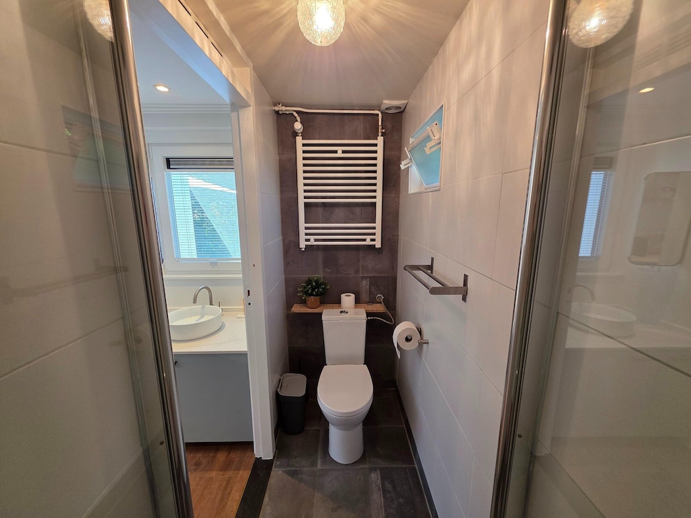 Charming and Cozy Furnished 2-person Studio Apartment