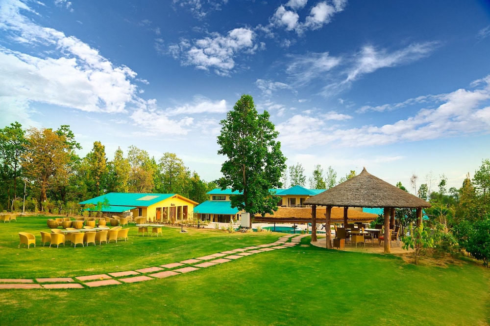 Sitabani Jungle and Spa Resort