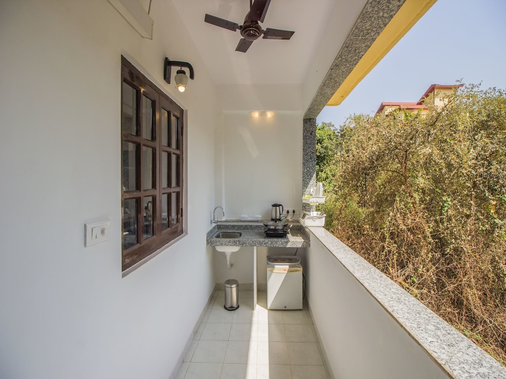OYO 12134 Home Luxury Studio Calangute