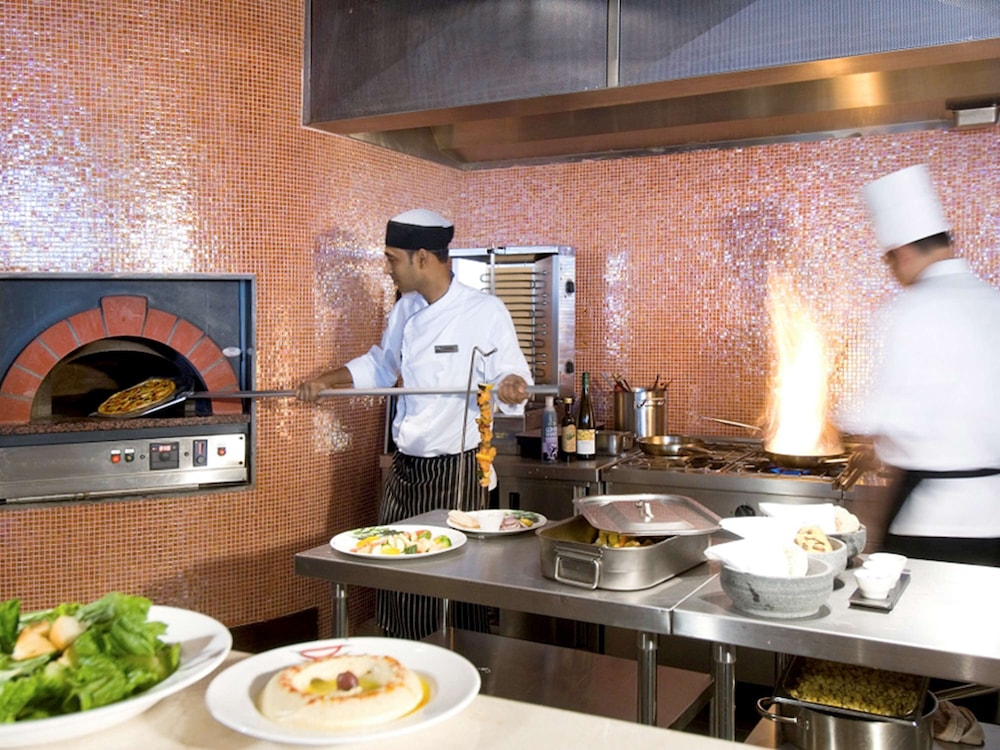 Mumbai Vacations - Novotel Mumbai Juhu Beach Hotel - Property Image 68