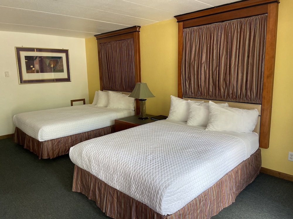 Trails End Motel view 4
