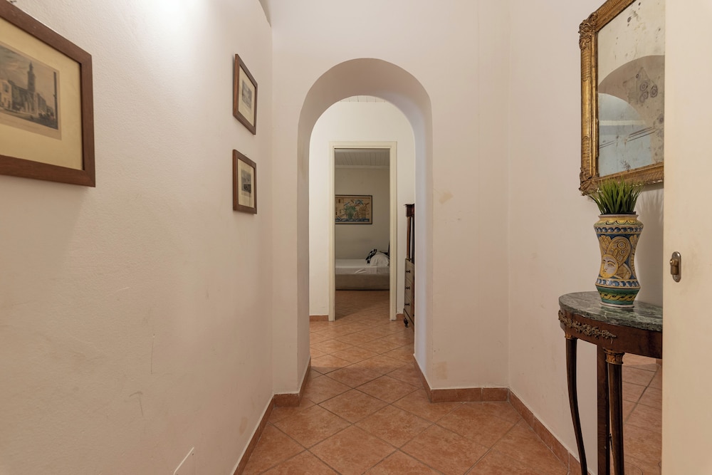 Real Umberto Apartments by WonderfuI Italy