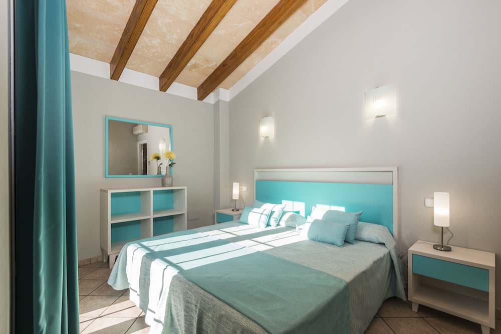 Ciutadella de Menorca Vacations - Villas Maribel Menorca - Property Image 22