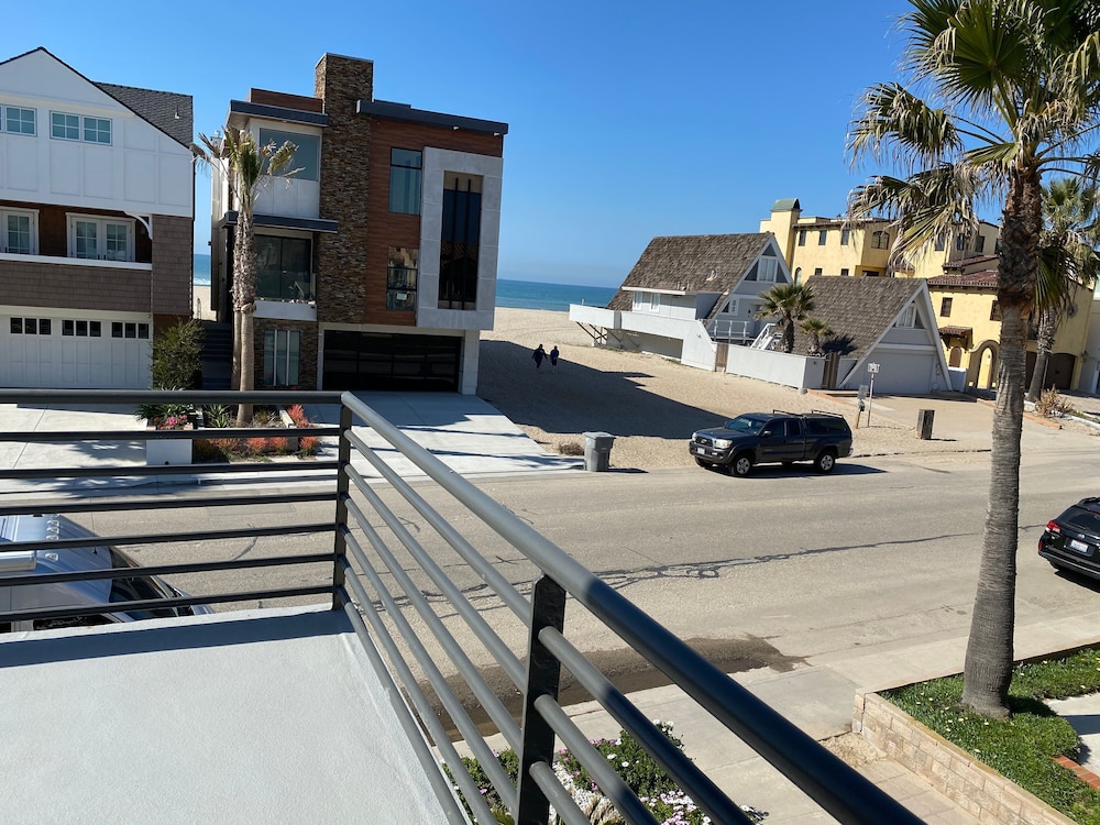 Pacific Dreams at Oxnard Shores 3 BR 2 5 BA Remodeled Amazing Beach Location Ocean Views Sleeps 8