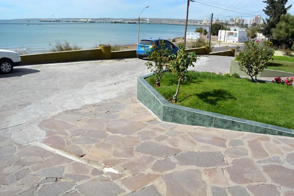 Los Guardianes Puerto Madryn II