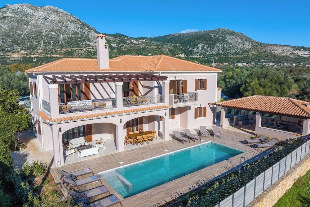 Classic Villa