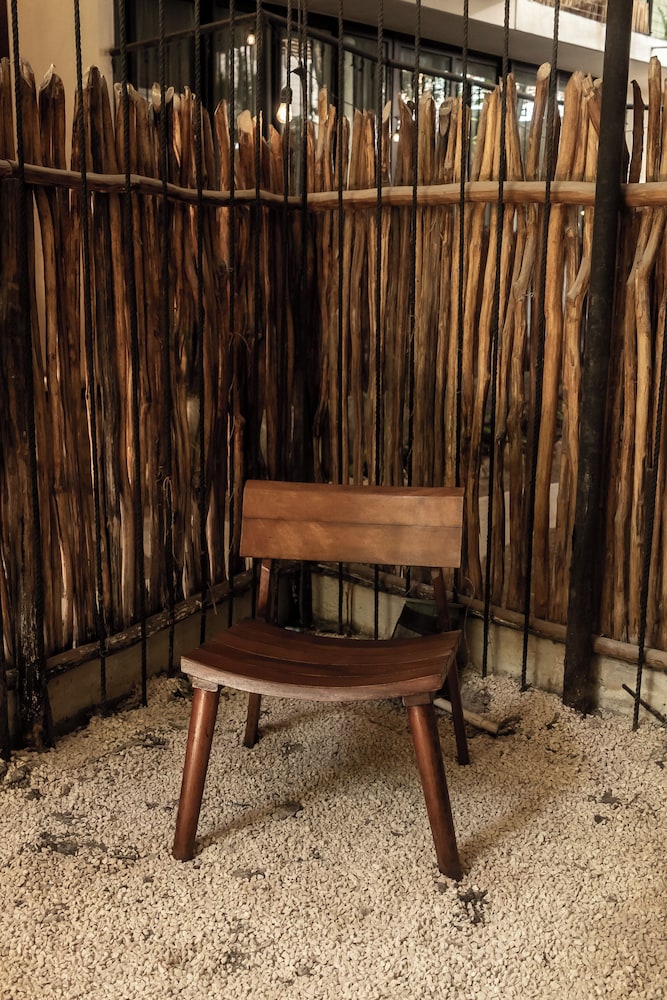 BT Homes - Zama Boho
