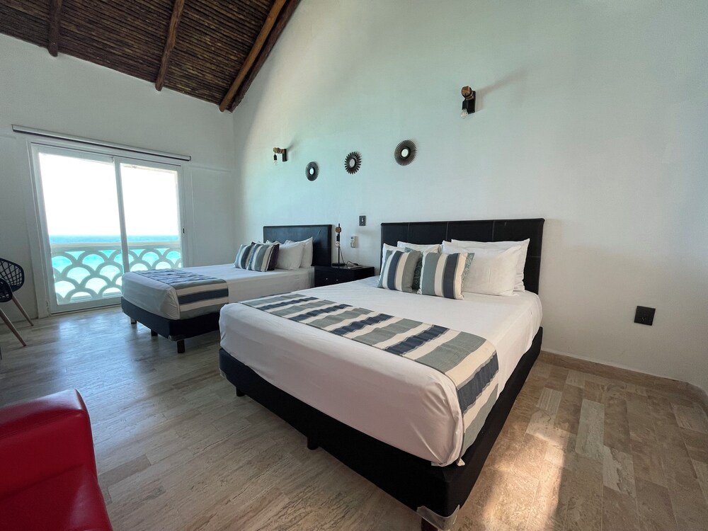 OvaCancun Apartments