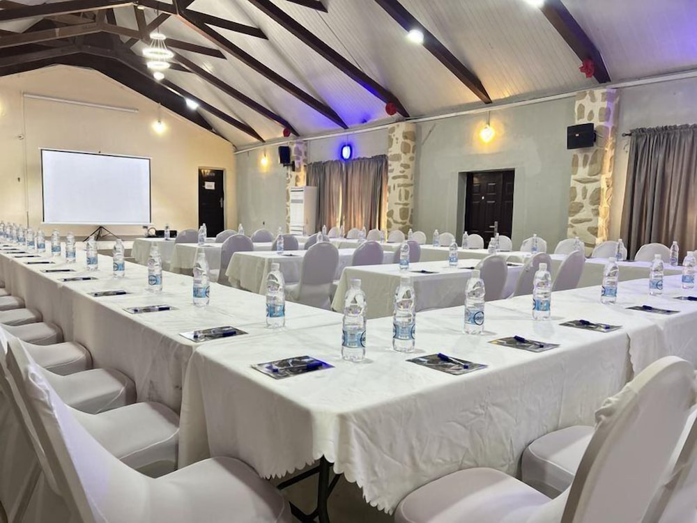 meeting & event spaces