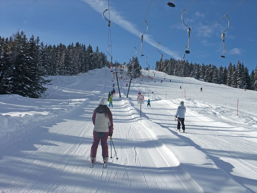 Nice Apartment With Dishwasher, in a Residence 500 m From the ski Lift