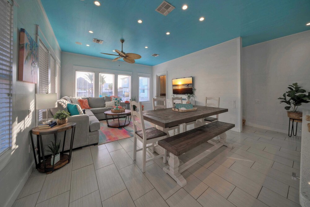 Pool Access, Private Patio Living, Near the Beach Seahorse Cove by Avantstay