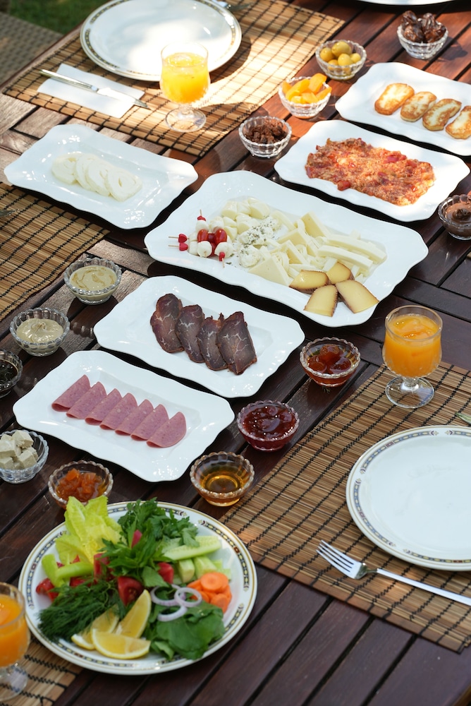 Layla Gocek - Yetişkinlere Özel - Image 94