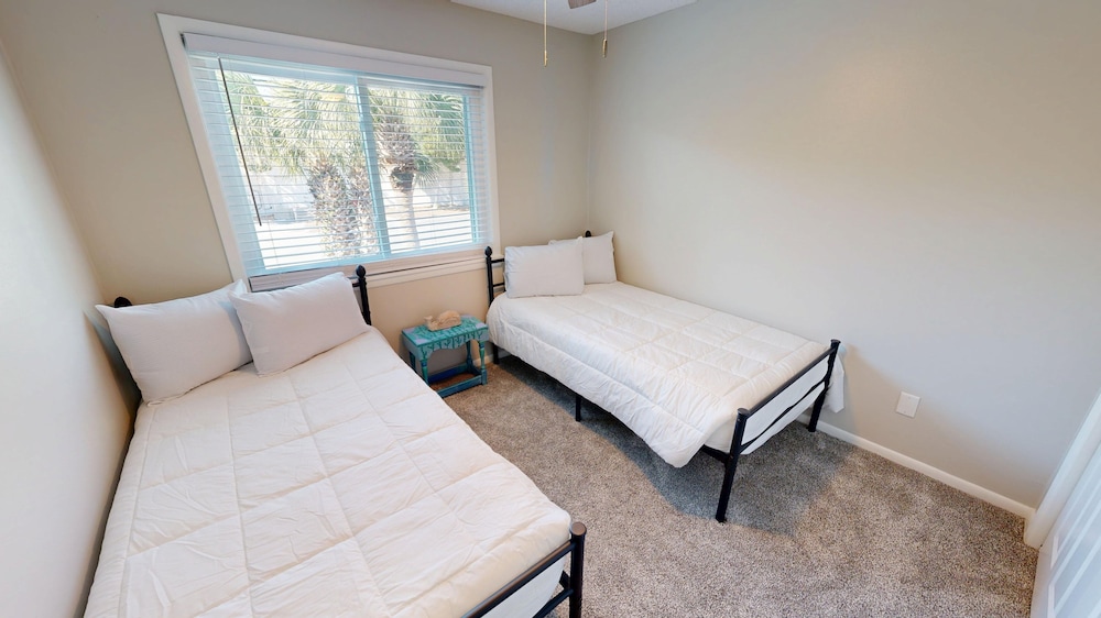 South Bay By The Gulf 021 3 Bedroom Townhouse