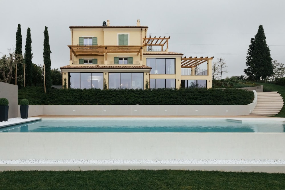 Photo 39