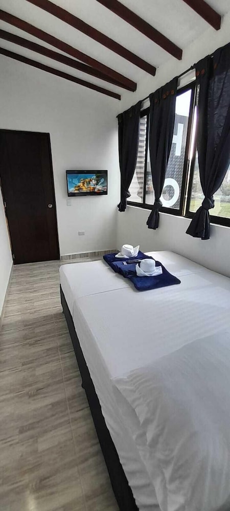 HOTEL CALDAS REAL - Property Image 5