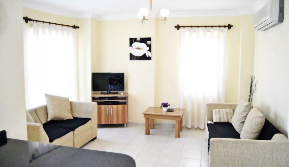 Turquoise Residence 3 Bedrooms with Pool