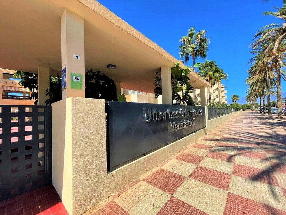 Apartment in Roquetas Near Playa Serena Beach