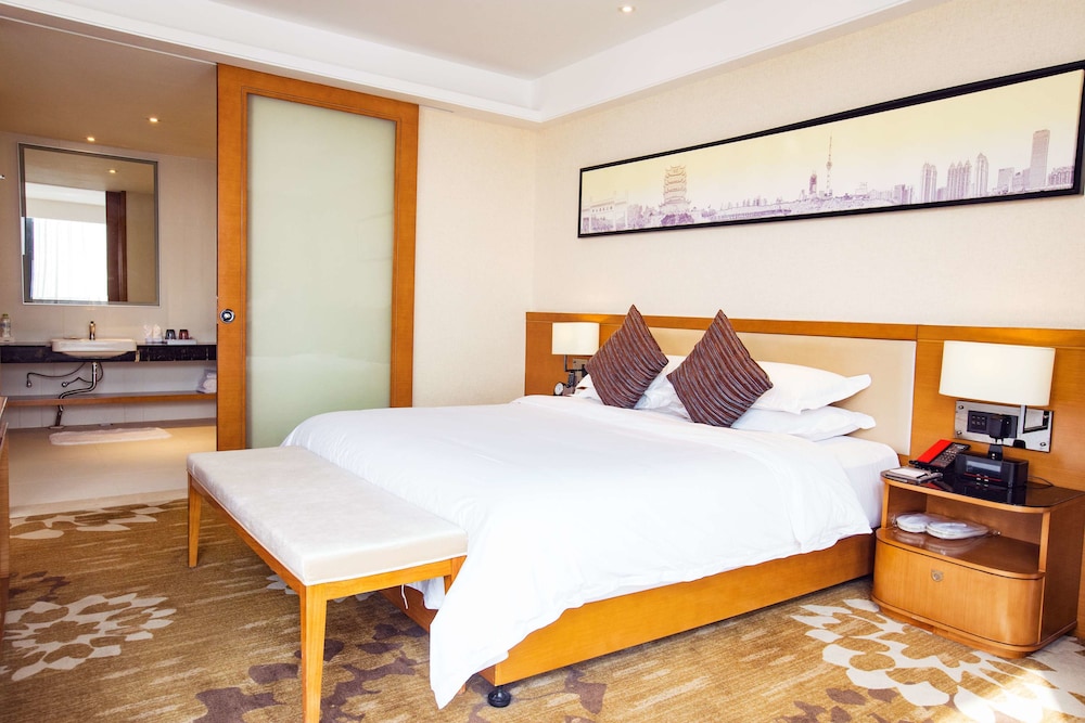 Ramada Encore Wuhan