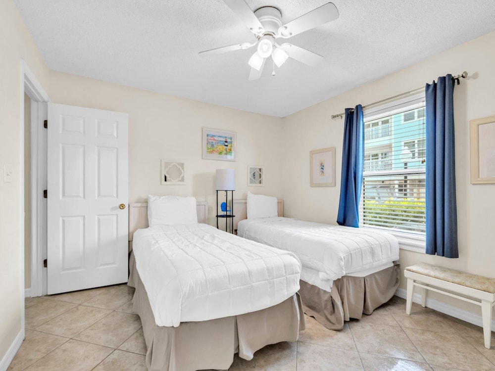 Beachside Villas 613