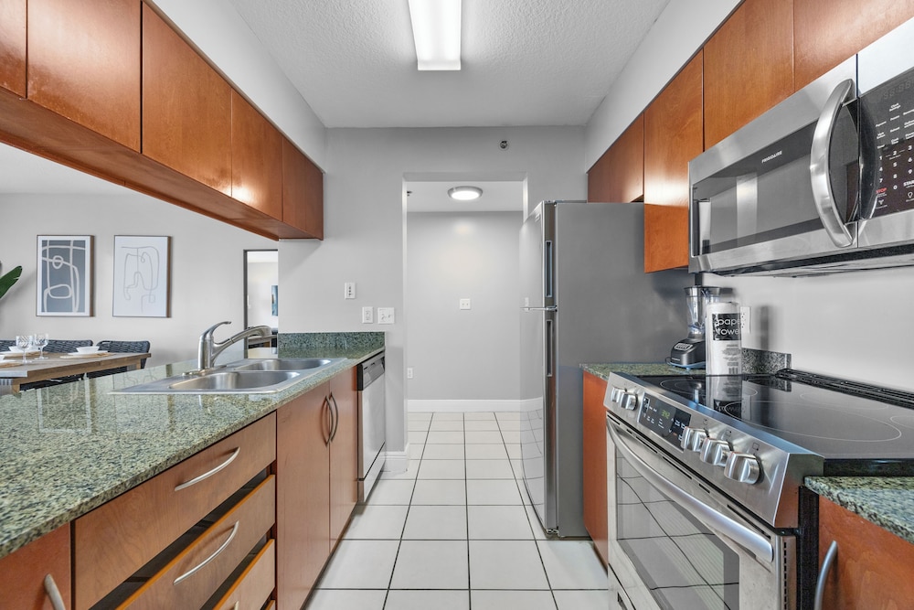 Chic Brickell Condos – Prime Location