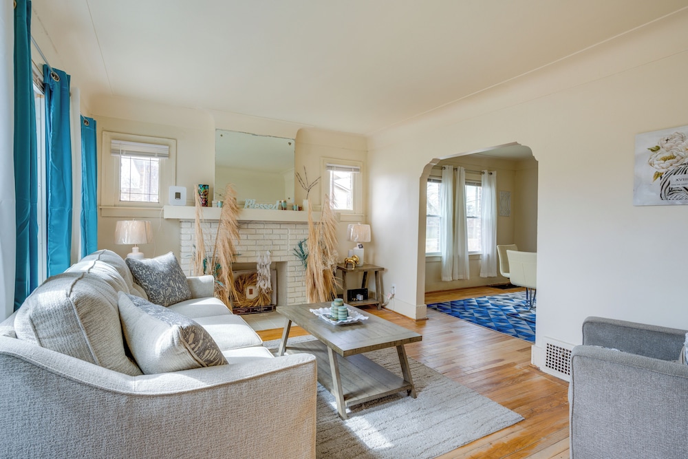 Pet-friendly Detroit Stay Near Motown & DIA