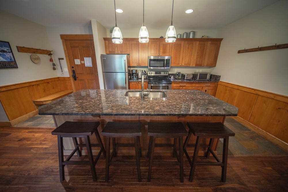 Summit County Vacations - Springs 8893 by SummitCove Vacation Lodging - Property Image 66