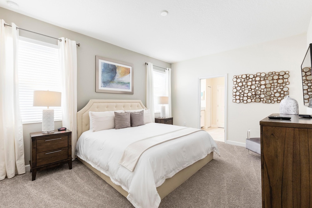 8914sid- the Retreat at Championsgate - Image 2