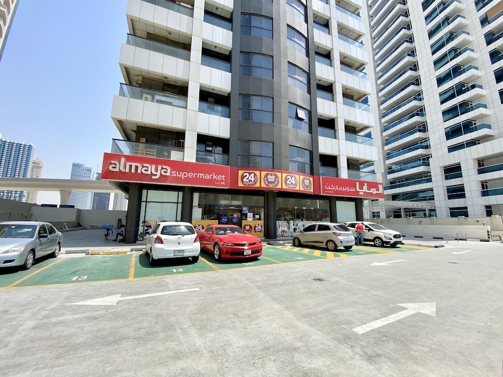Marco Polo - Stunning 1 BR With Full Marina View Huge Balcony