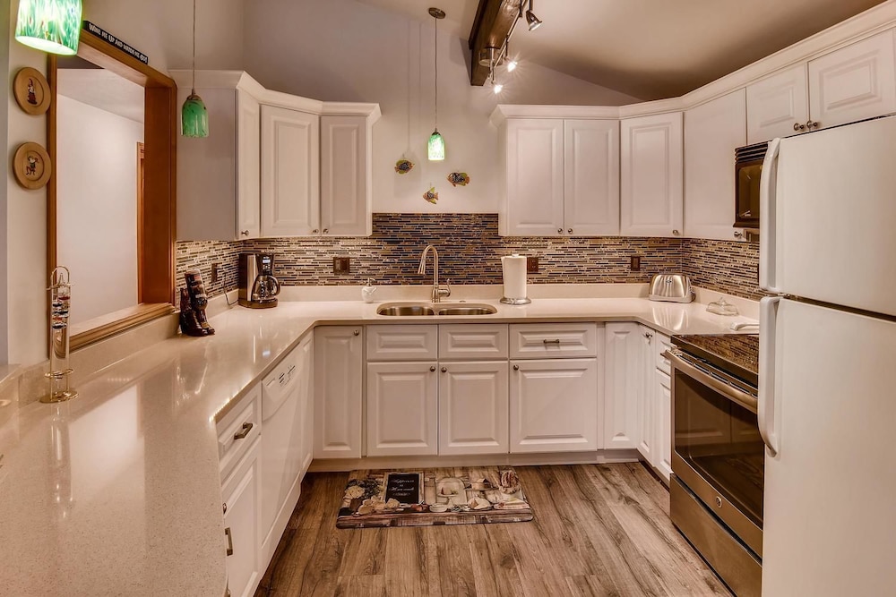 Beechwood Lakehouse