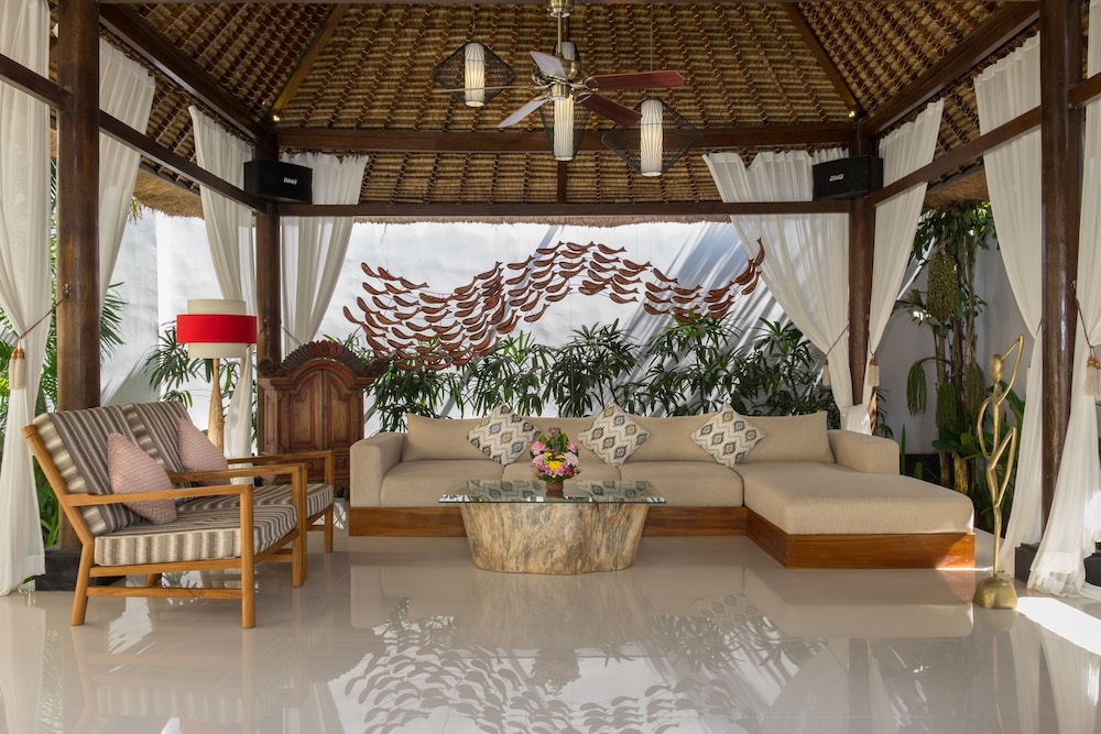 The Secret Villas