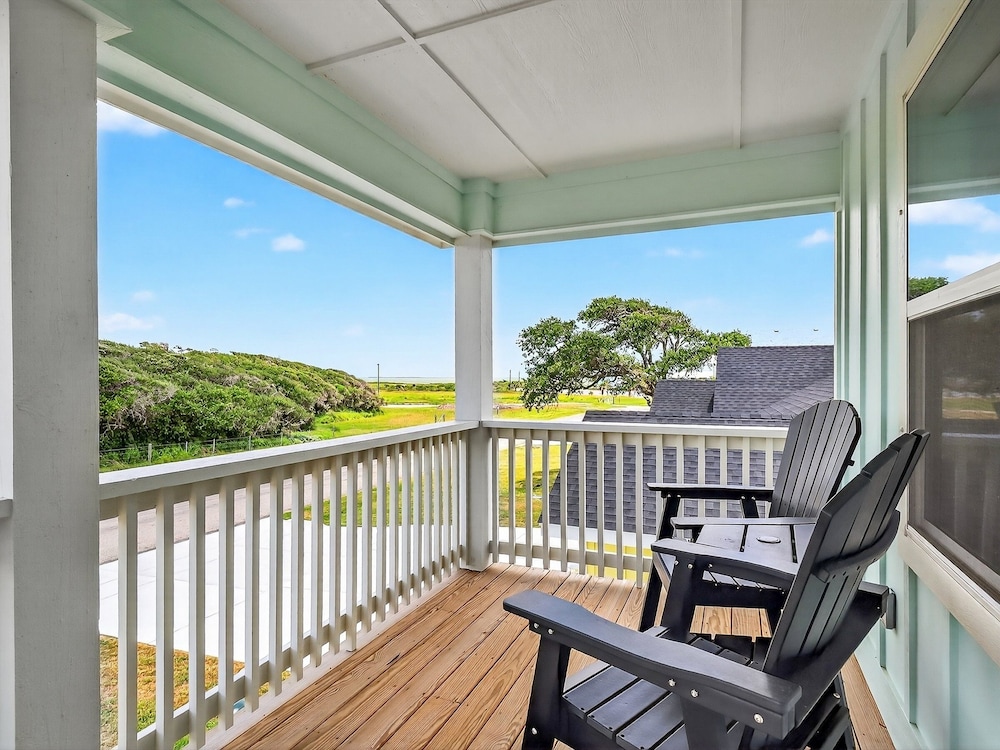 Coastal Retreat 3 Bedroom Home