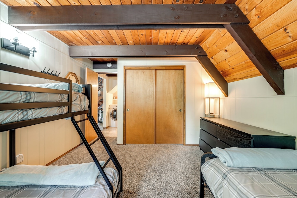 Sleek Blue Lake Springs Retreat w/ Deck & Yard!