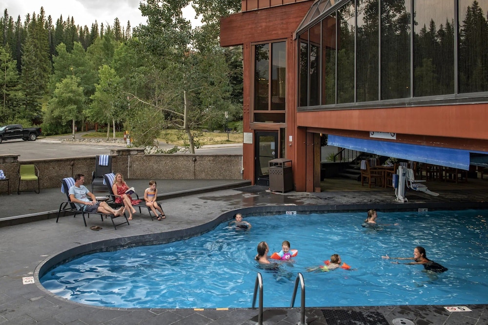 Ski-in/ski-out Beaver Run Retreat 1 Bedroom Condo