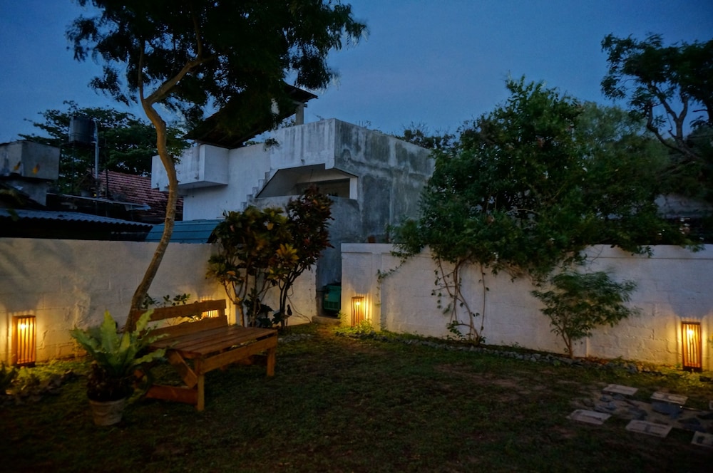 The Villa Negombo