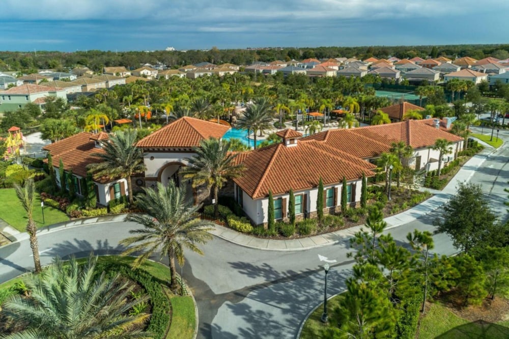 The Cinehaven at Solterra by Shine Villas 407 - Image 1