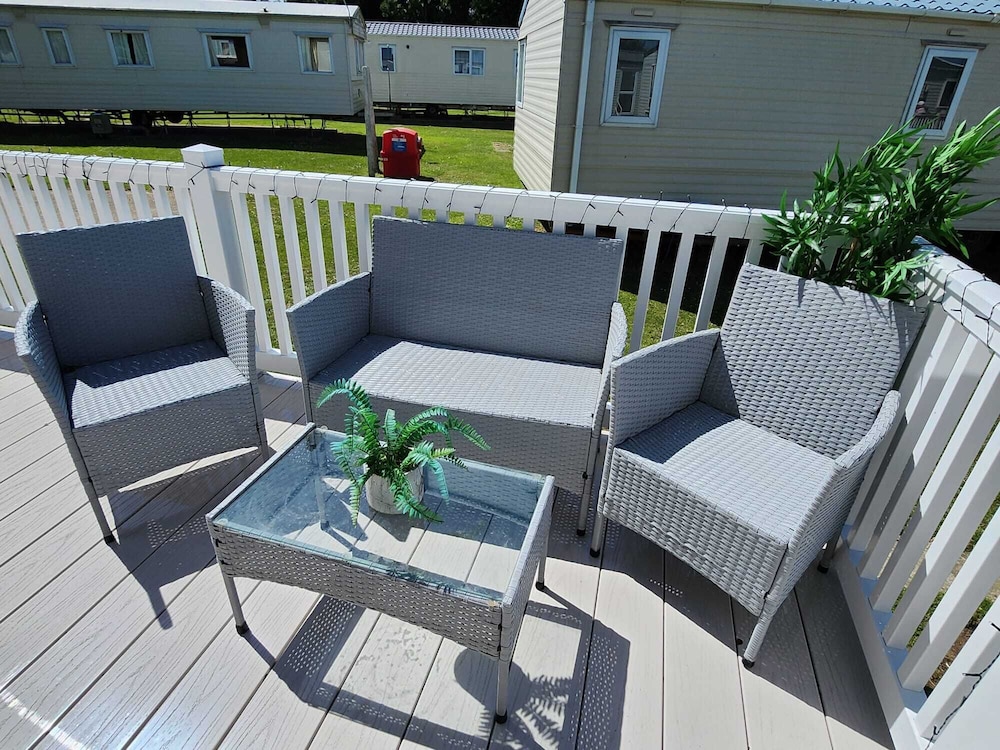 Dover Vacations - Dashortbreaks-stmargaretsbay-wifi-parking - Property Image 8