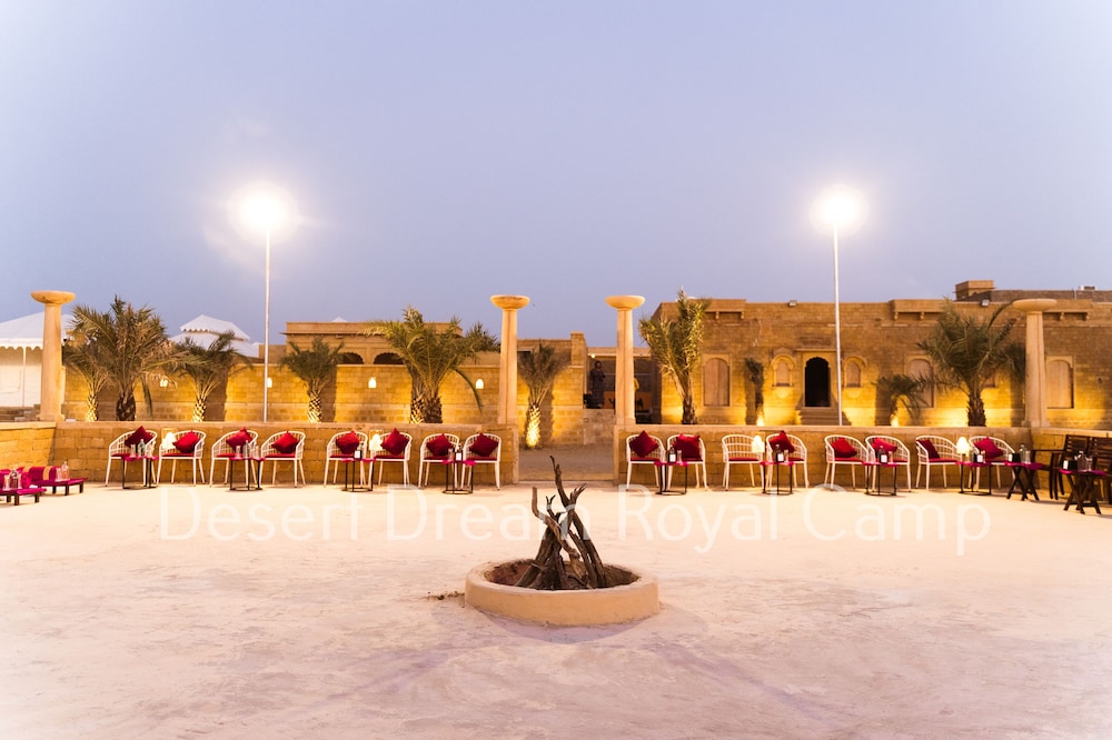 Desert Dream Royal Camp & Pool