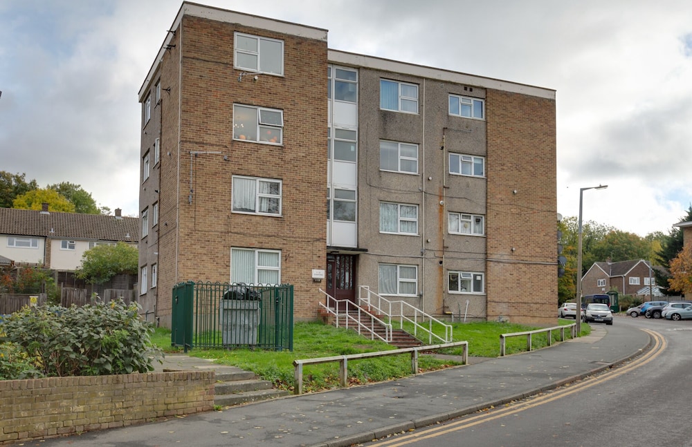 BookedUK - Bright flat in Harlow view 4