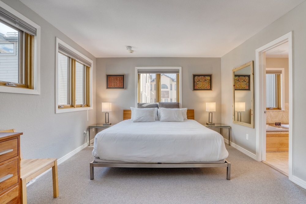 Lulu City 5B by Avantstay Across From Lift 7 10-minute Walk to Downtown
